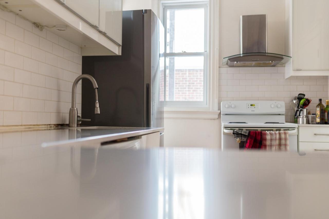 Le 9 Et Demi Bed and Breakfast Montréal Eksteriør billede