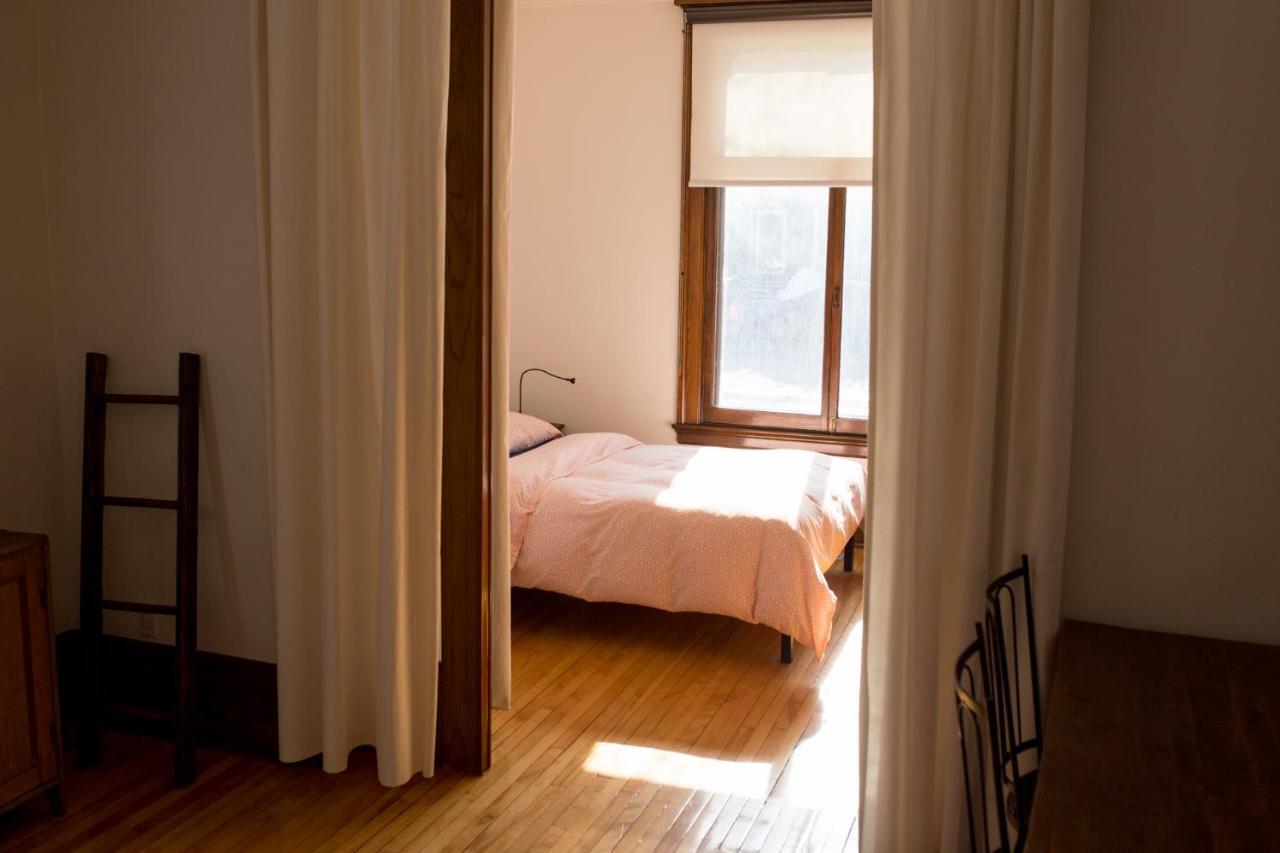 Le 9 Et Demi Bed and Breakfast Montréal Eksteriør billede
